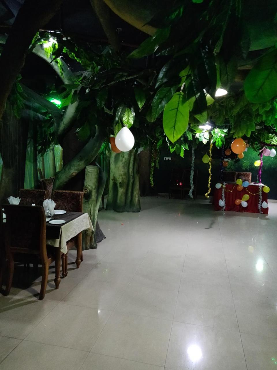 蒂鲁瓦尔拉 Empire Residency酒店 外观 照片